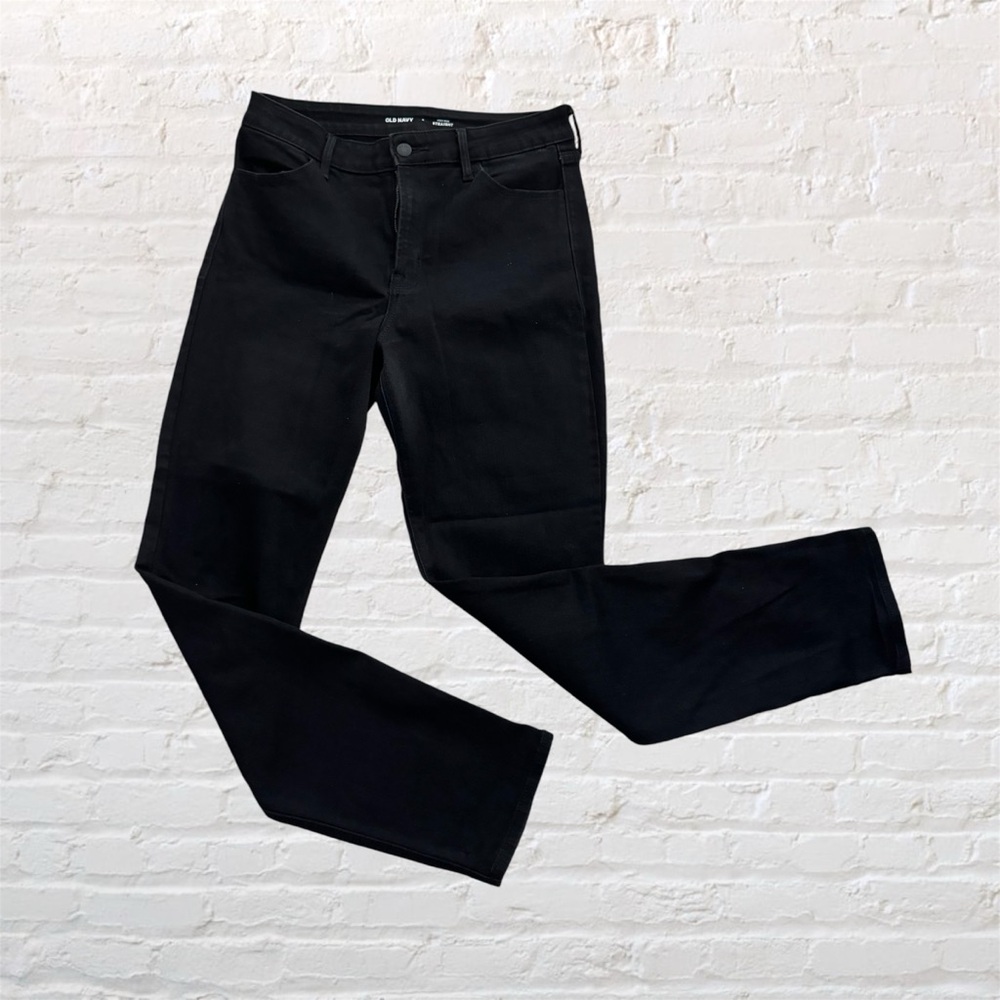 Like 🆕 Old Navy classic black high rise straight leg jeans